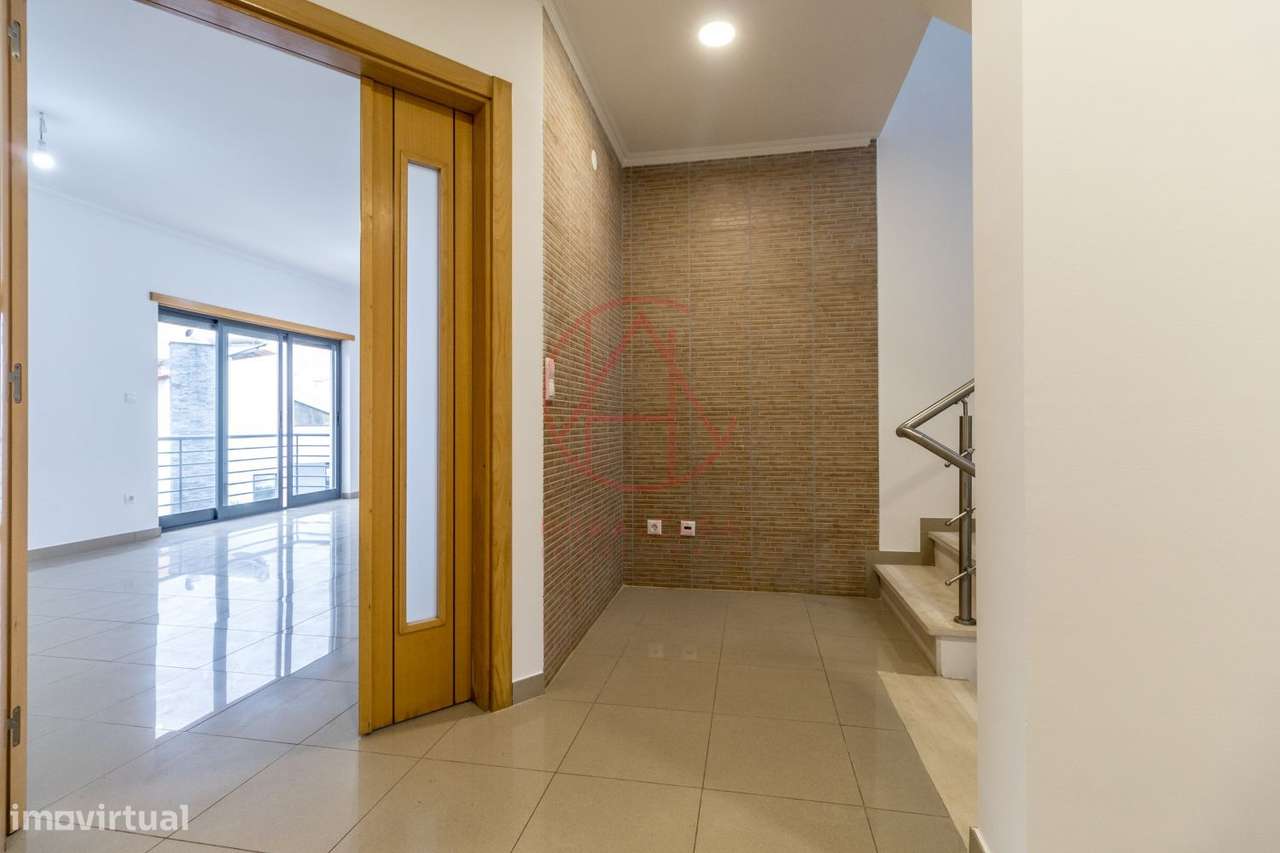 Moradia T5 Feijó - Grande imagem: 5/36