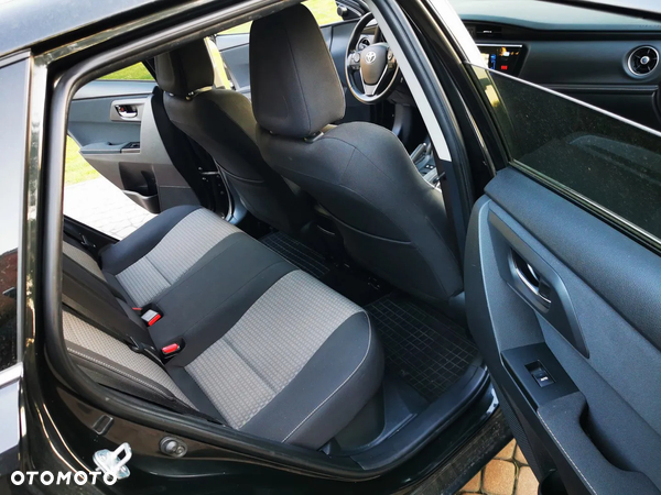 Toyota Auris 1.8 VVT-i Hybrid Automatik Edition S+ - 34