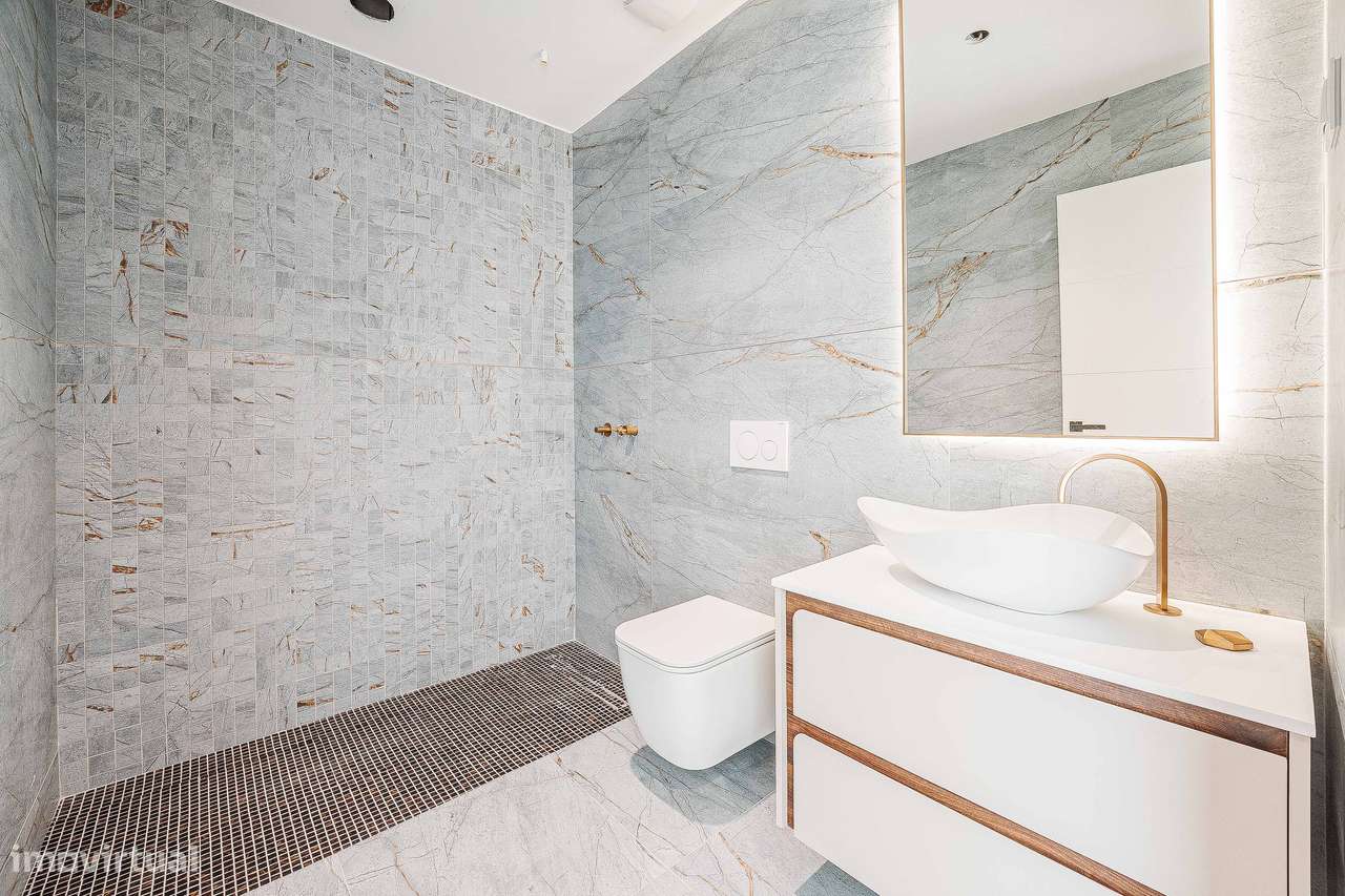 Elegante moradia T4 de arquitetura contemporânea em Albarraque-45