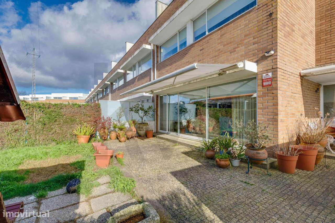 Exclusiva Moradia T5 em Castêlo da Maia – Condomínio Privado - Grande imagem: 4/60