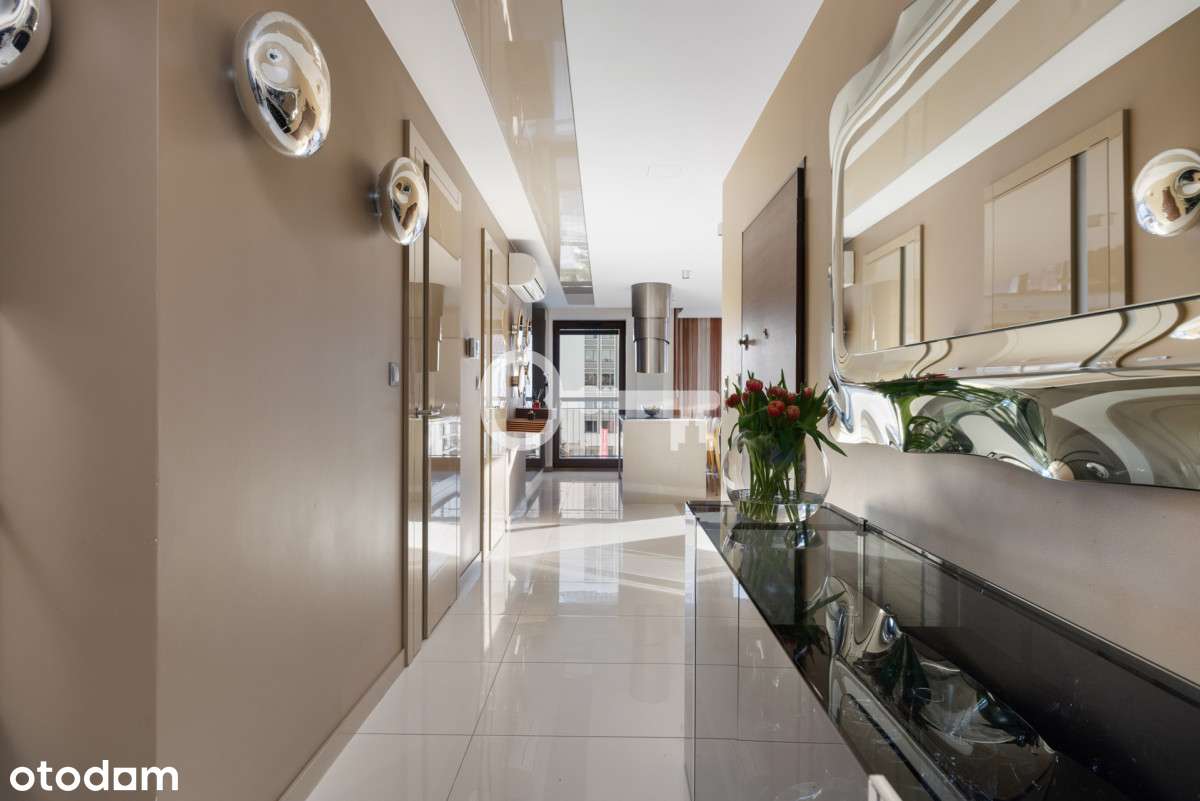 Cała kondygnacja | Przestronny widokowy  taras |-14