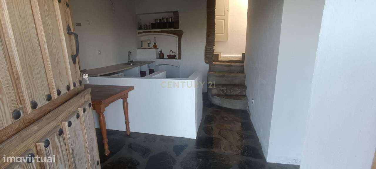 Apartamento Renovado com Vista Panorâmica em Alandroal, Évora - Grande imagem: 4/32