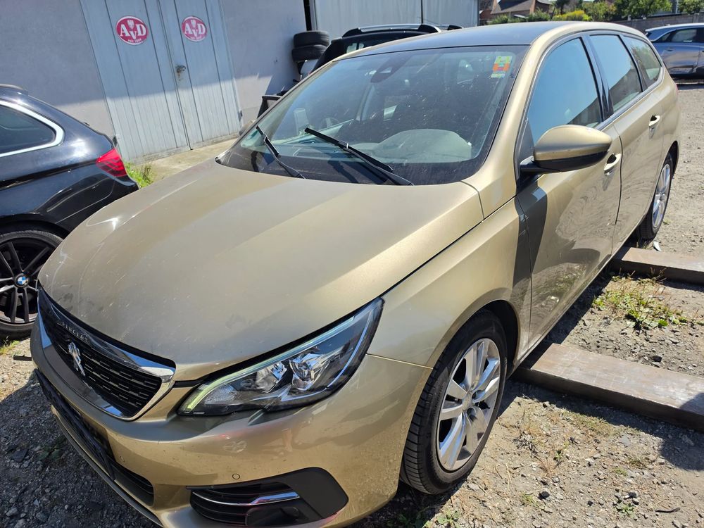 Peugeot 308 T9 (2014-2021) PureTech 130 GPF Black Edition 2018