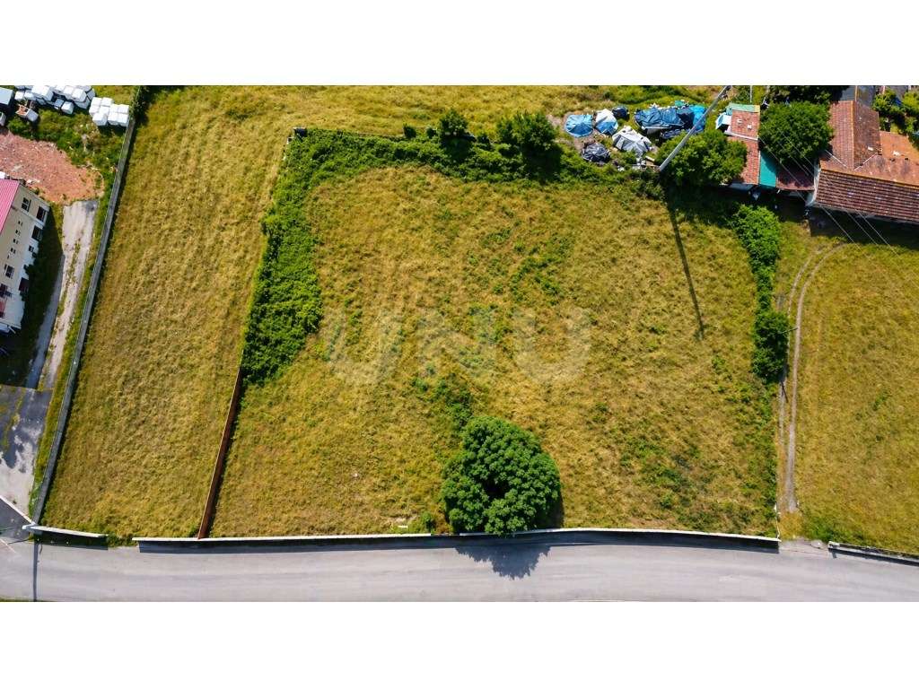 Terreno Urbanizável com 2.220 m2 - Estarreja, Aveiro-5