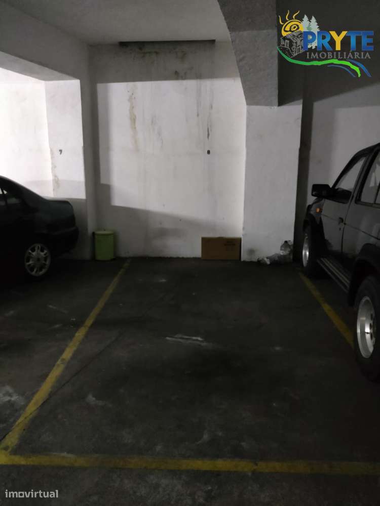 Apartamento T1+1 situado em Campolide-7