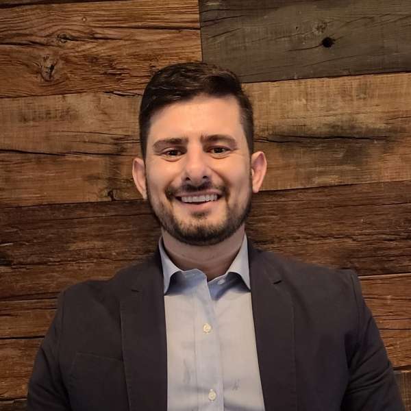 Profissionais - Empreendimentos: George Caldeira - Aldoar, Foz do Douro e Nevogilde, Porto