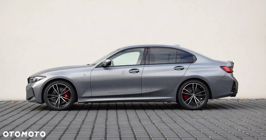 BMW Seria 3 320d xDrive - 17