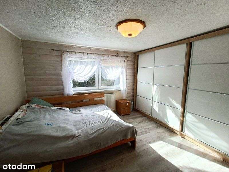 Piękny dom z dużym tarasem, dostępny od zaraz!-9