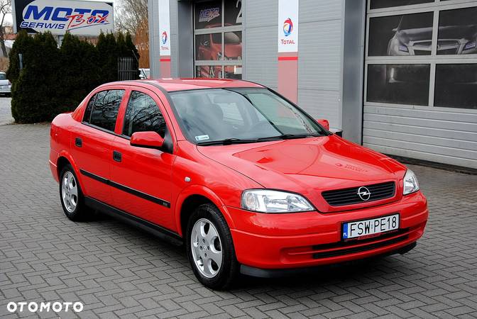 Opel Astra - 4