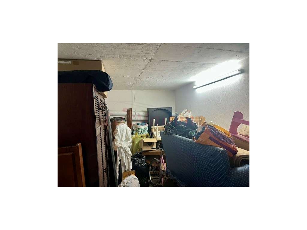 Magnífico Apartamento T3 com terraço no Centro de Loures-22