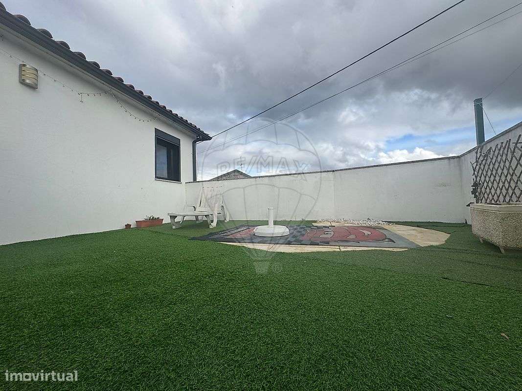 Moradia T2 para venda-15