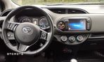 Toyota Yaris 1.5 Premium - 5