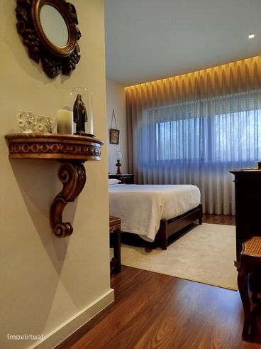 Apartamento T4 no Centro da Cidade - Como Novo!-10