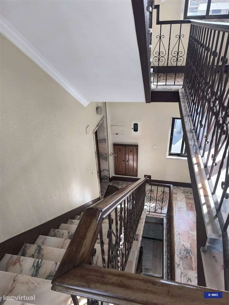 Apartamento T2 Venda em Santa Iria de Azoia, São João da Talha e Bobad-31