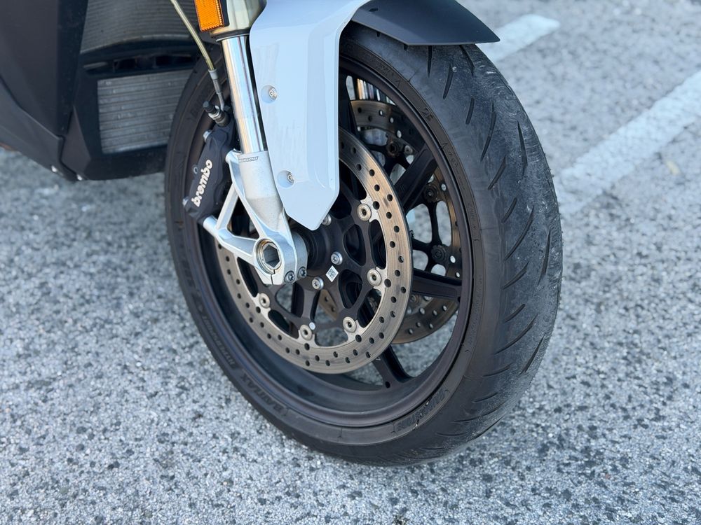 BMW S 1000 XR