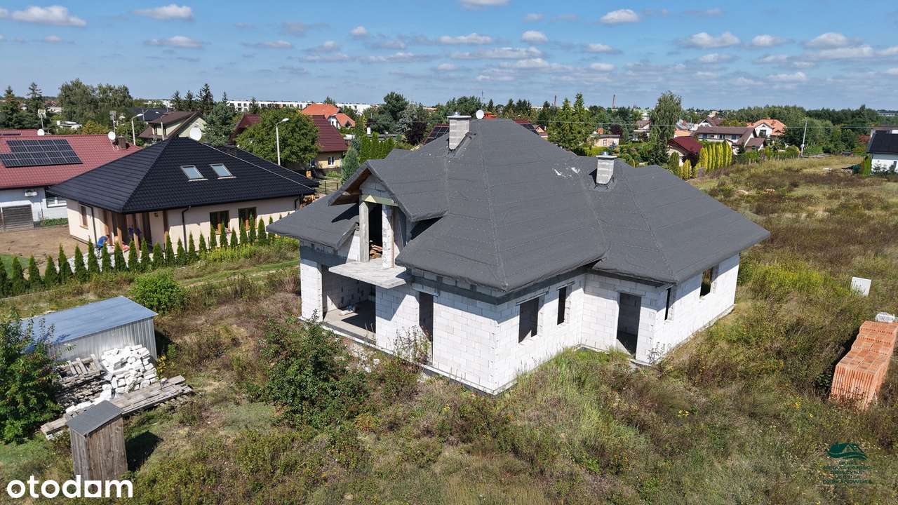 Dom mieszkalny jednorodzinny z garażem dwustanowiskowym  z działką-5