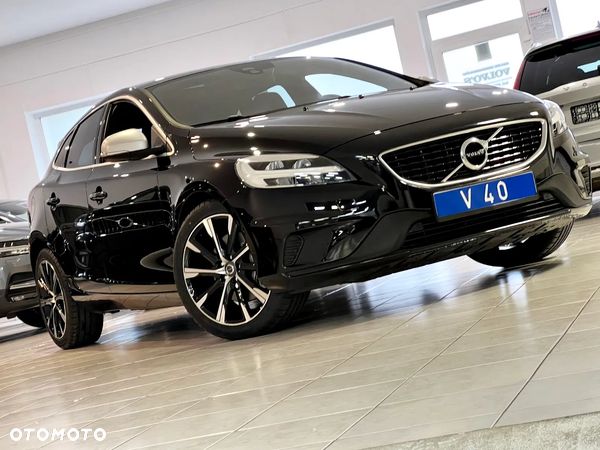 Volvo V40 D4 Drive-E R-Design Momentum - 1