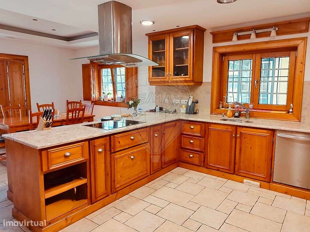 Moradia T4 para venda-14