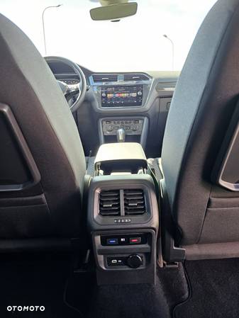 Volkswagen Tiguan Allspace 2.0 TDI 4Mot SCR United DSG - 25