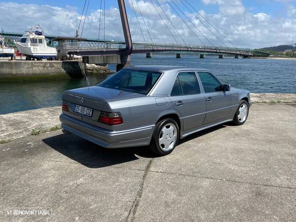 Mercedes-Benz E 200 D - 5