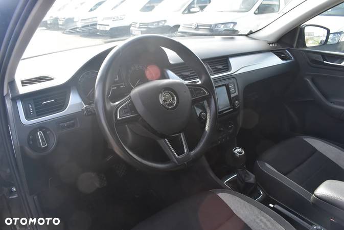 Skoda RAPID 1.6 TDI DPF Ambition - 9