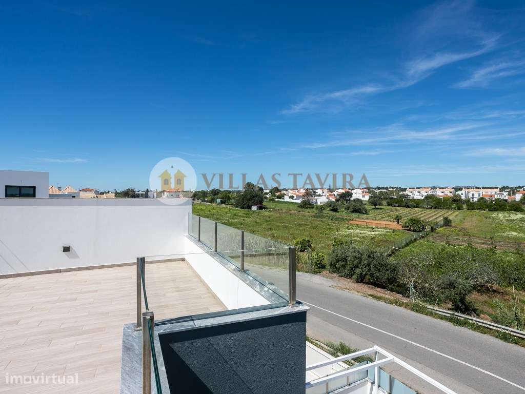 Moradia T3- Terraços- Garagem- Cave-50