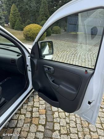 Opel Combo 1.3 CDTI DPF Edition - 10