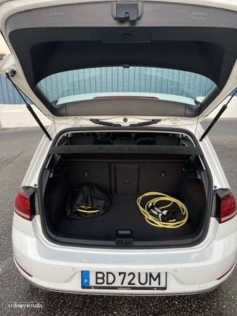 VW e-Golf AC/DC - 24