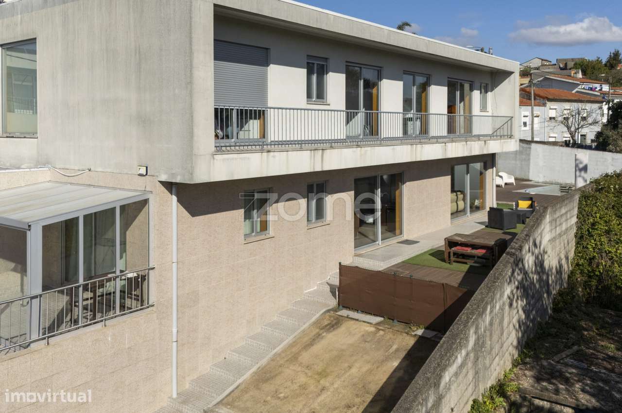 Moradia Independente T5 com Piscina - Pedrouços - Grande imagem: 4/47