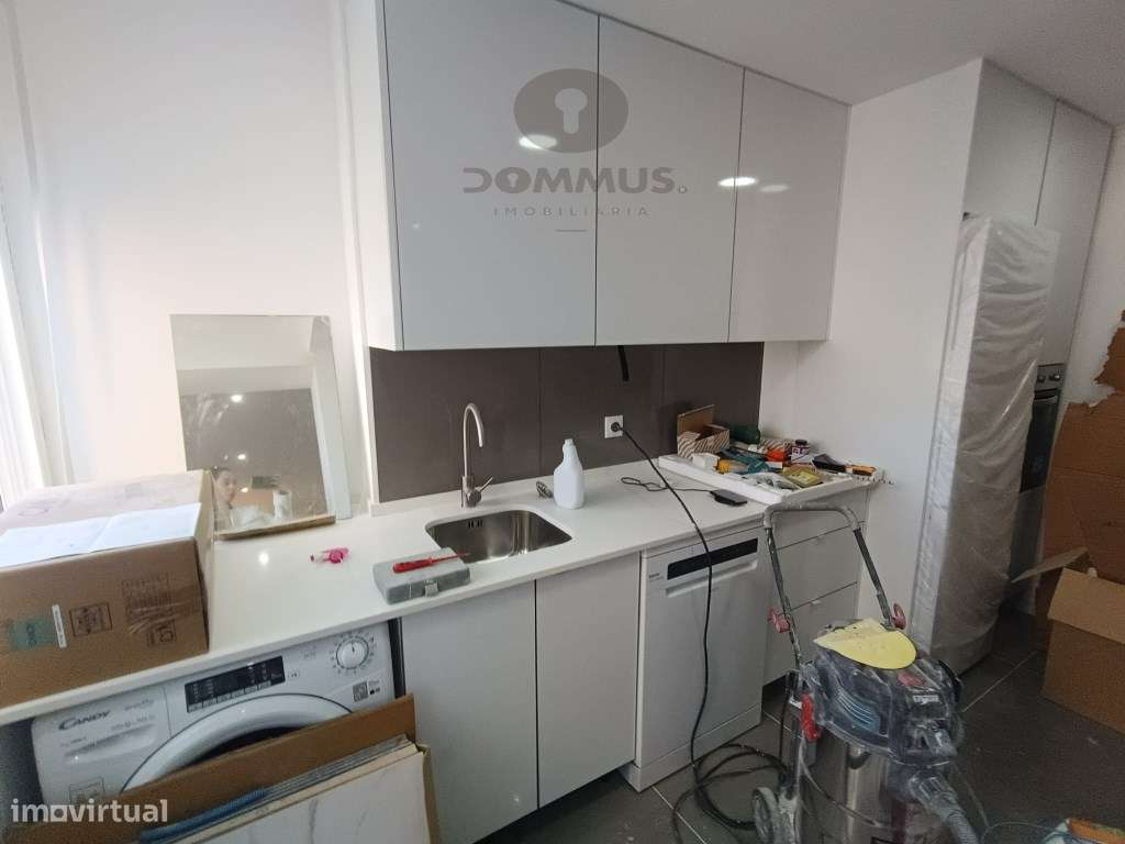 Apartamento T3 na Damaia totalmente Remodelado-13