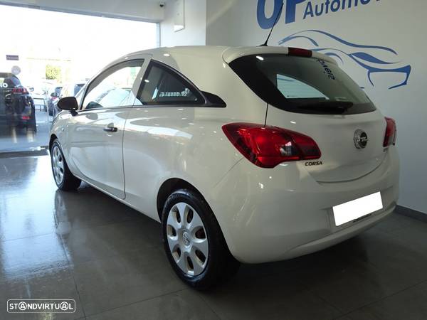 Opel Corsa Outro - 4