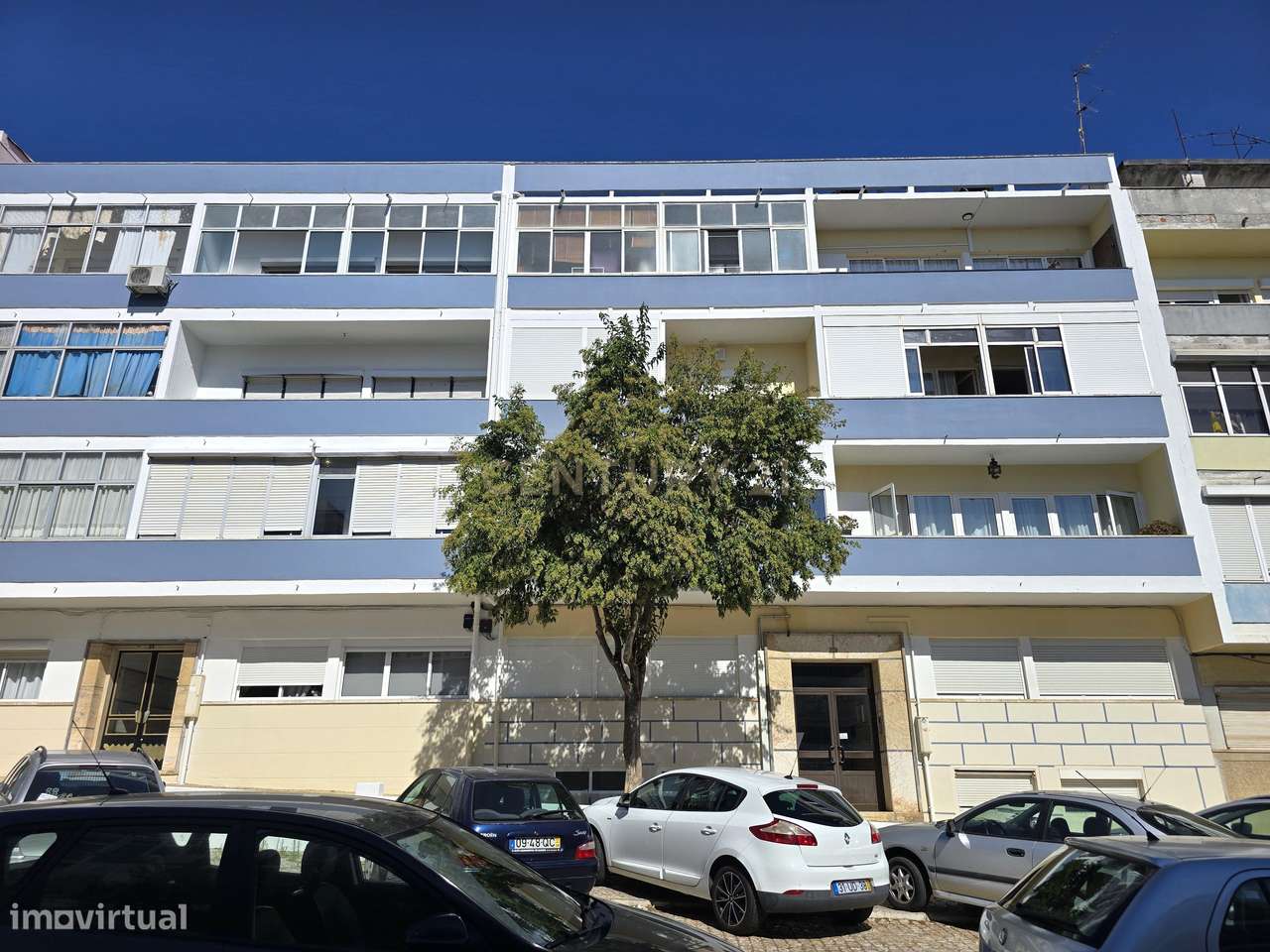 Apartamento T2 Totalmente Remodelado em Almada, Cova da Piedade-23