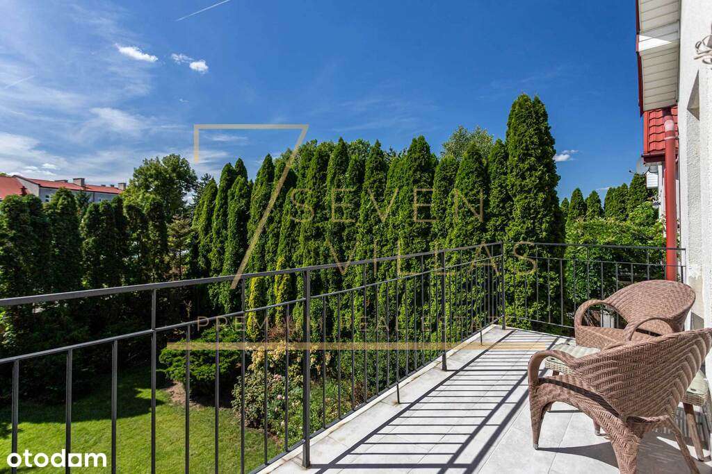 Luksusowy dom w Jabłonnie-17