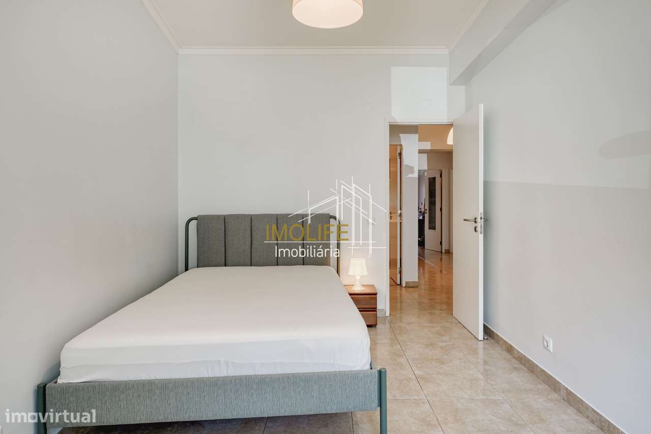 Apartamento T3 Remodelado na Rua Miguel Torga – Costa da Caparica-14