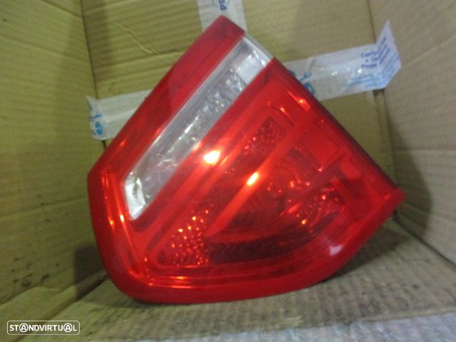 Farol Tras 9653547677 CITROEN C4 PICASSO 2007 5P DRT ORIGINAL - 1