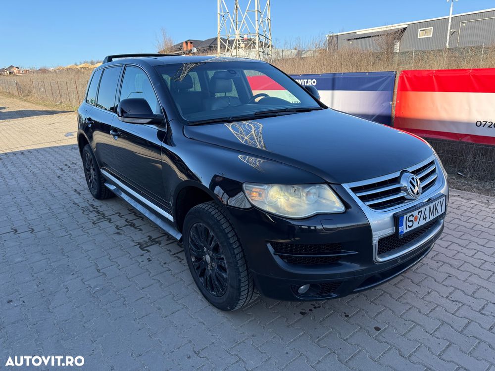 VOLKSWAGEN TOUAREG - SUV