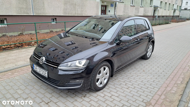 Volkswagen Golf - 5