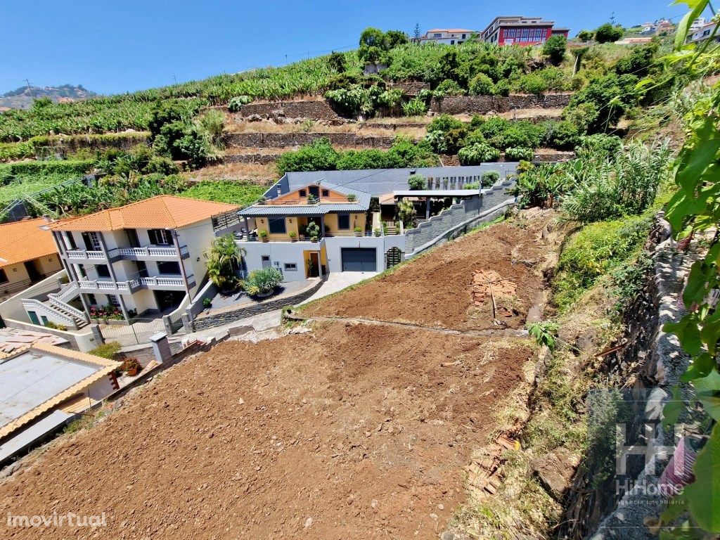 Terreno com projeto aprovado para mor...