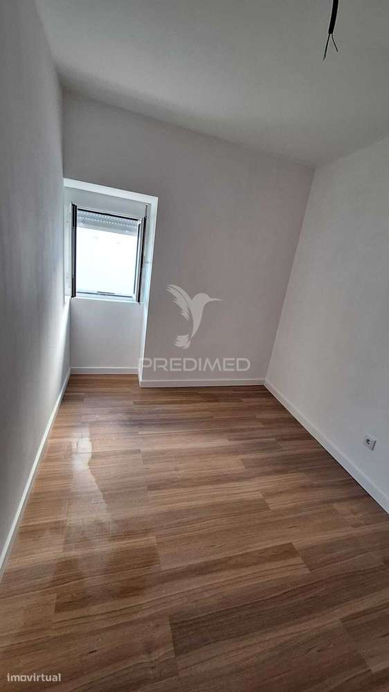 Andar de Moradia Totalmente Remodelado em Campo Maior - Grande imagem: 5/17