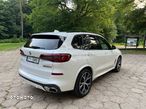 BMW X5 M M50d - 12