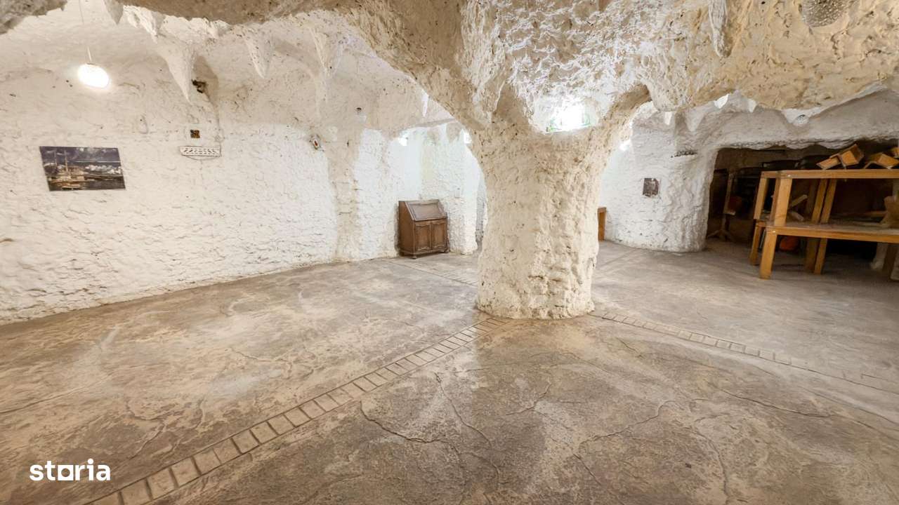 Se vinde ''Pestera''! - Imagine principală: 4/12