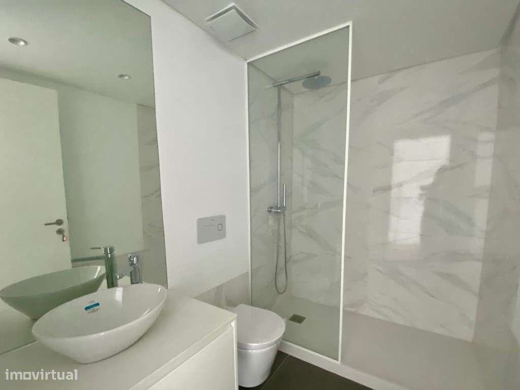 Apartamento T2, varanda, Anjos Lisboa-36