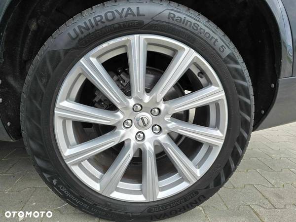 Volvo XC 90 B5 D AWD Inscription 7os - 37