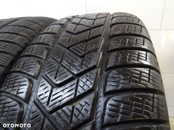 OPONA PIRELLI SCORPION WINTER 235/65R18 110H 2019 - 2