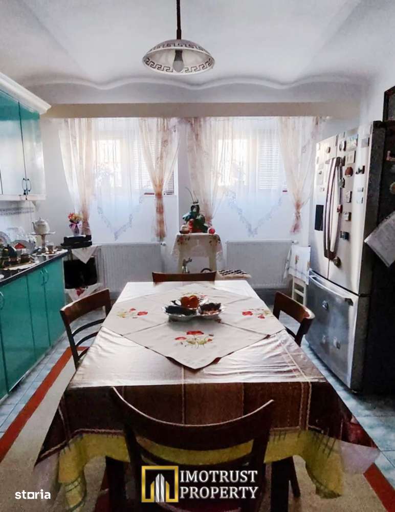 Casă de vânzare Arad – Zona centrală-3