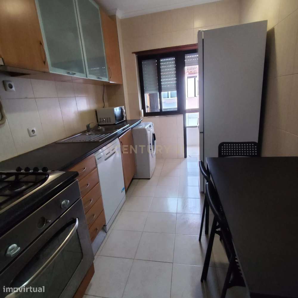 Apartamento T2 | Santo António da Charneca-4
