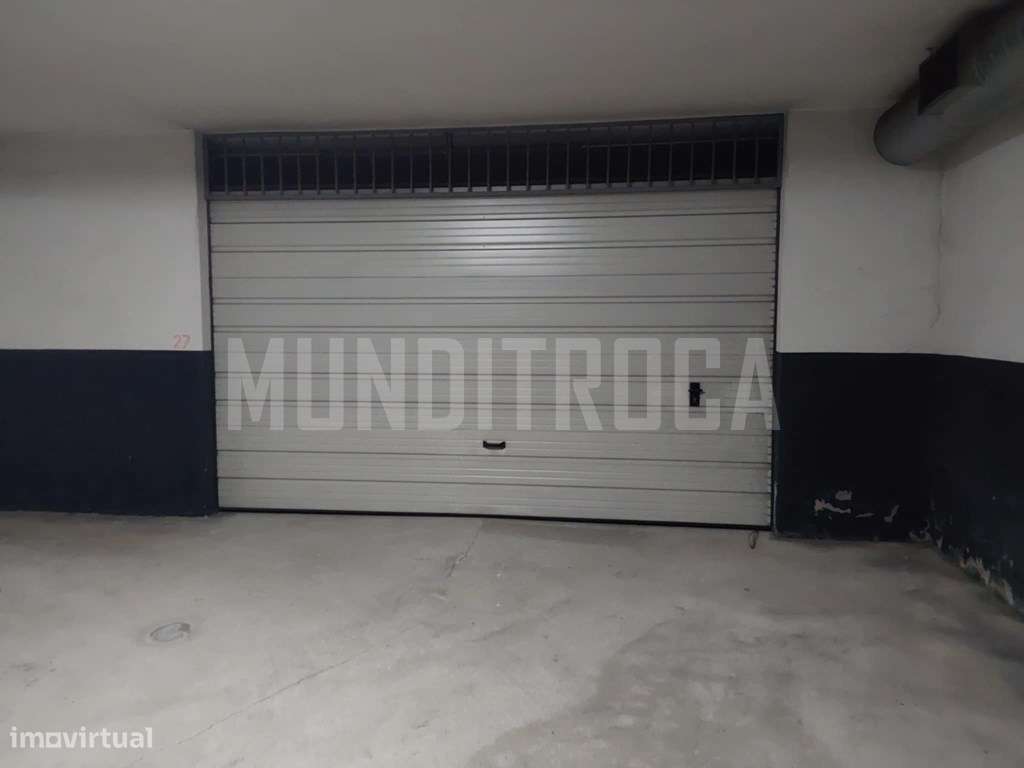 Apartamento T4 Nogueiró-11