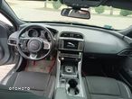 Jaguar XE 2.0 D R-Sport - 28