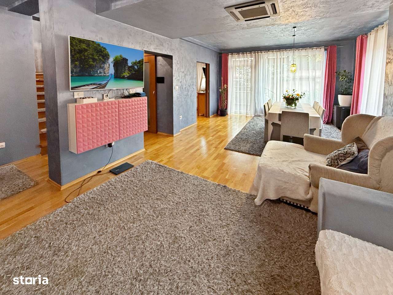 Casă cu două corpuri și utilizare mixtă– rezidențial & comercial - Imagine principală: 2/16