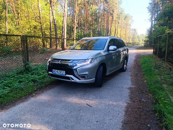 Mitsubishi Outlander PHEV Instyle + - 25